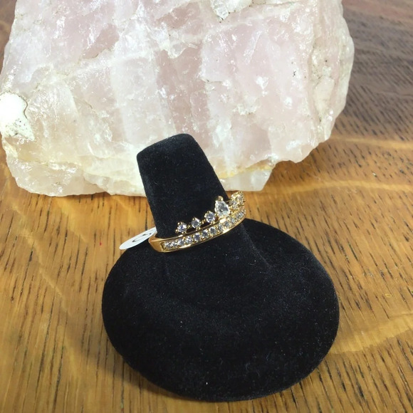 Beautiful Pave Cubic Zirconia Gold Filled Princess Tiara Ring - Size 8 - Picture 3 of 5
